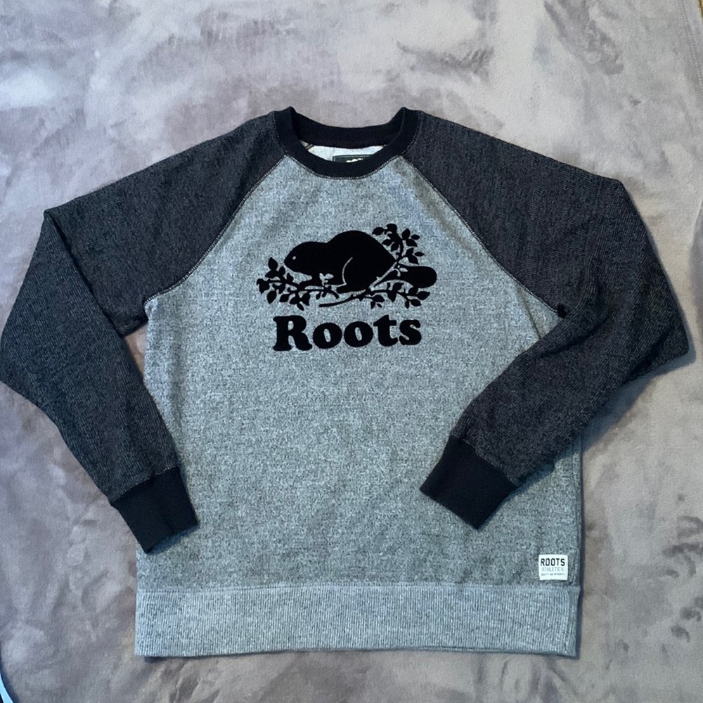 Roots sweatshirt